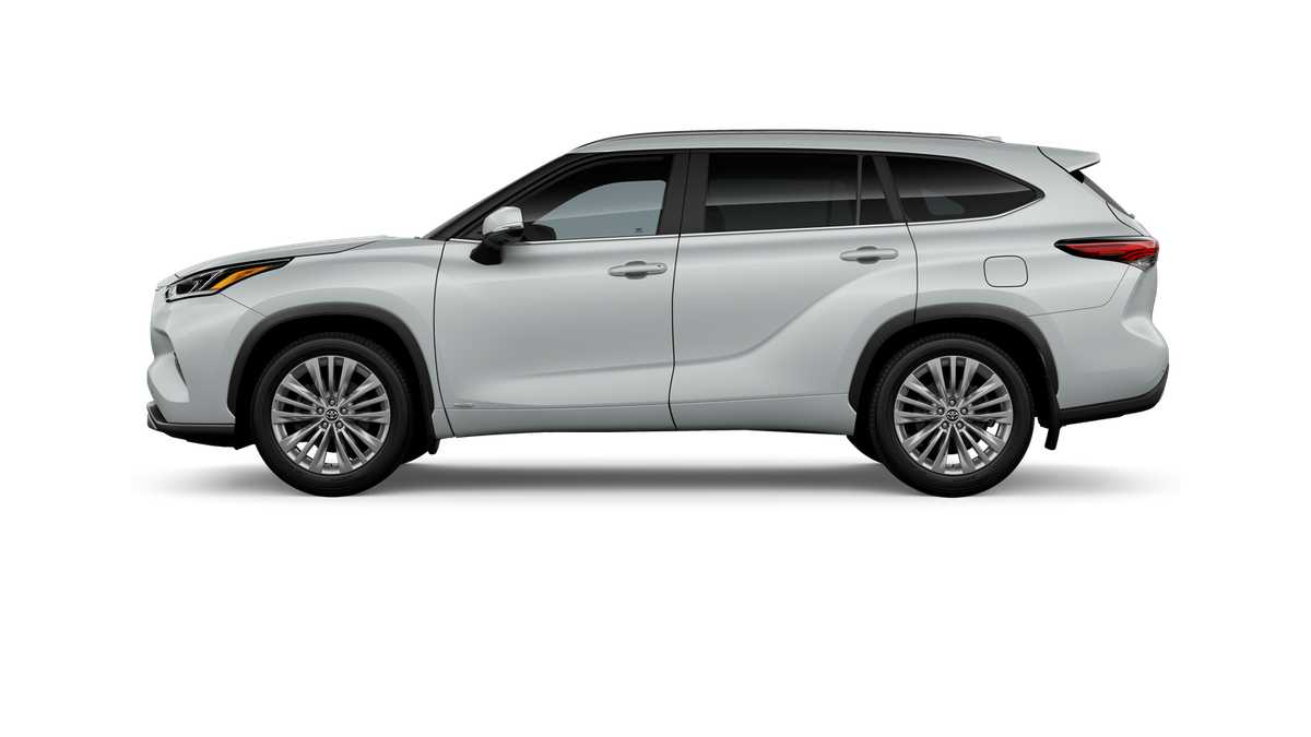Thumbnail: 2026 Toyota Highlander - 4
