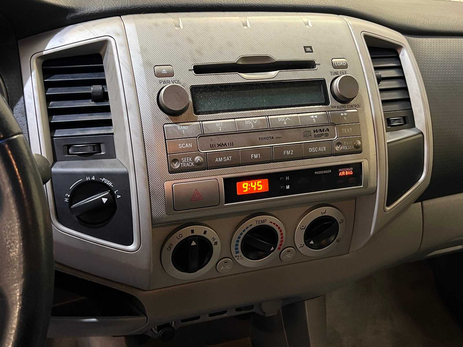 Thumbnail: 2009 Toyota Tacoma - 24