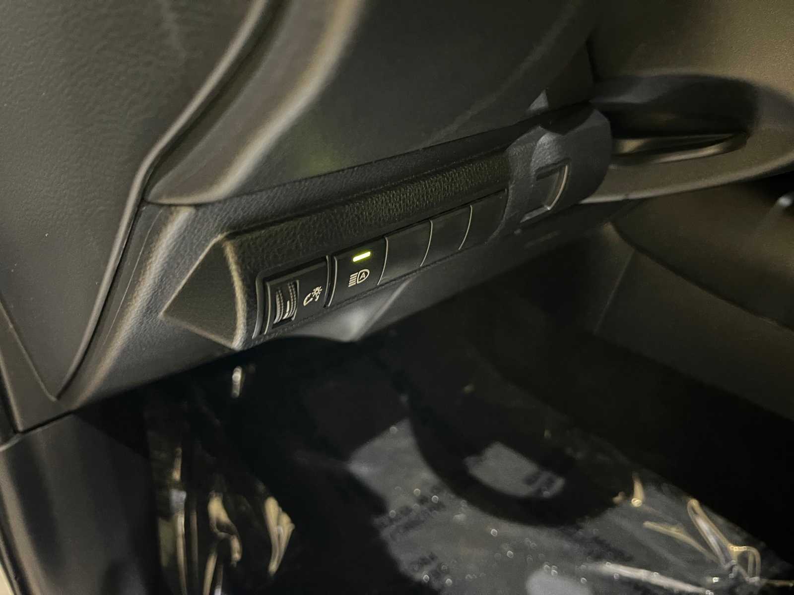 Thumbnail: 2022 Toyota Corolla - 16