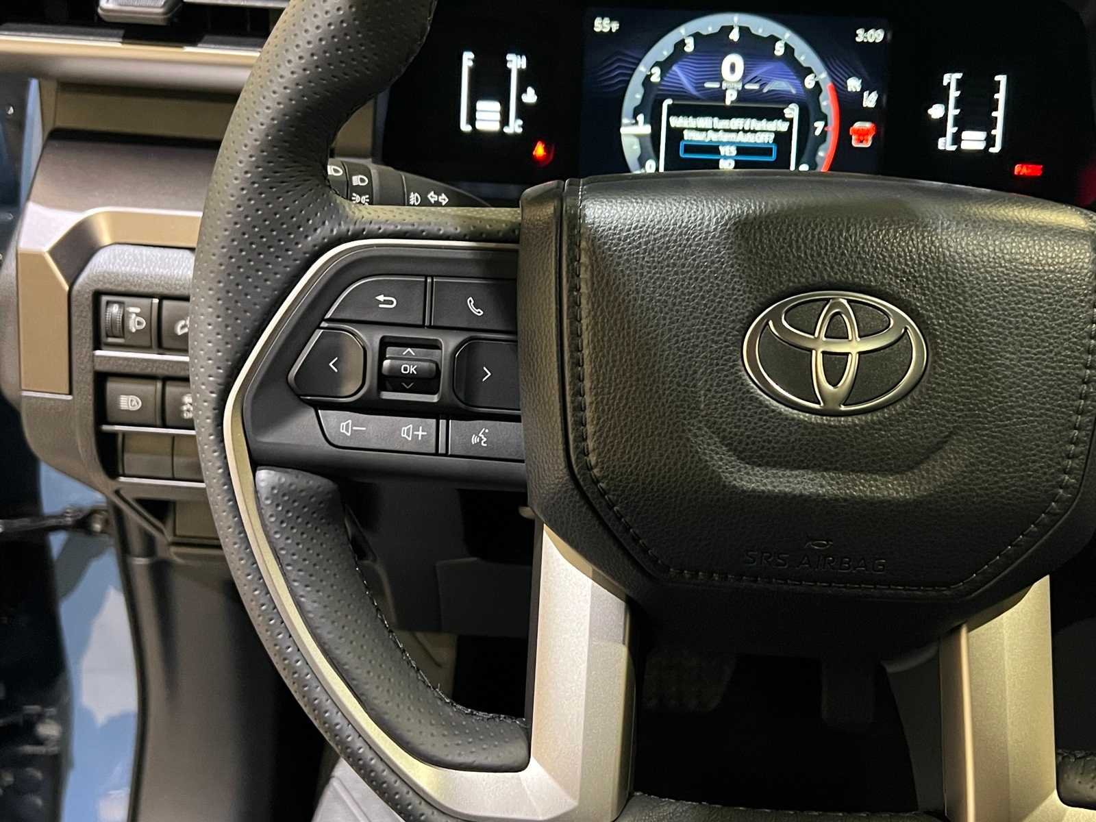 Thumbnail: 2025 Toyota 4Runner - 21