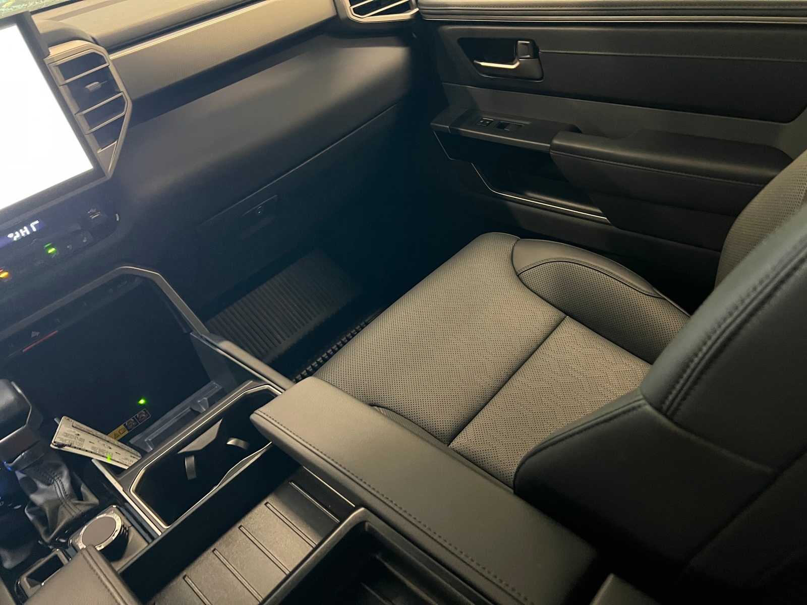 Thumbnail: 2025 Toyota Tundra - 11