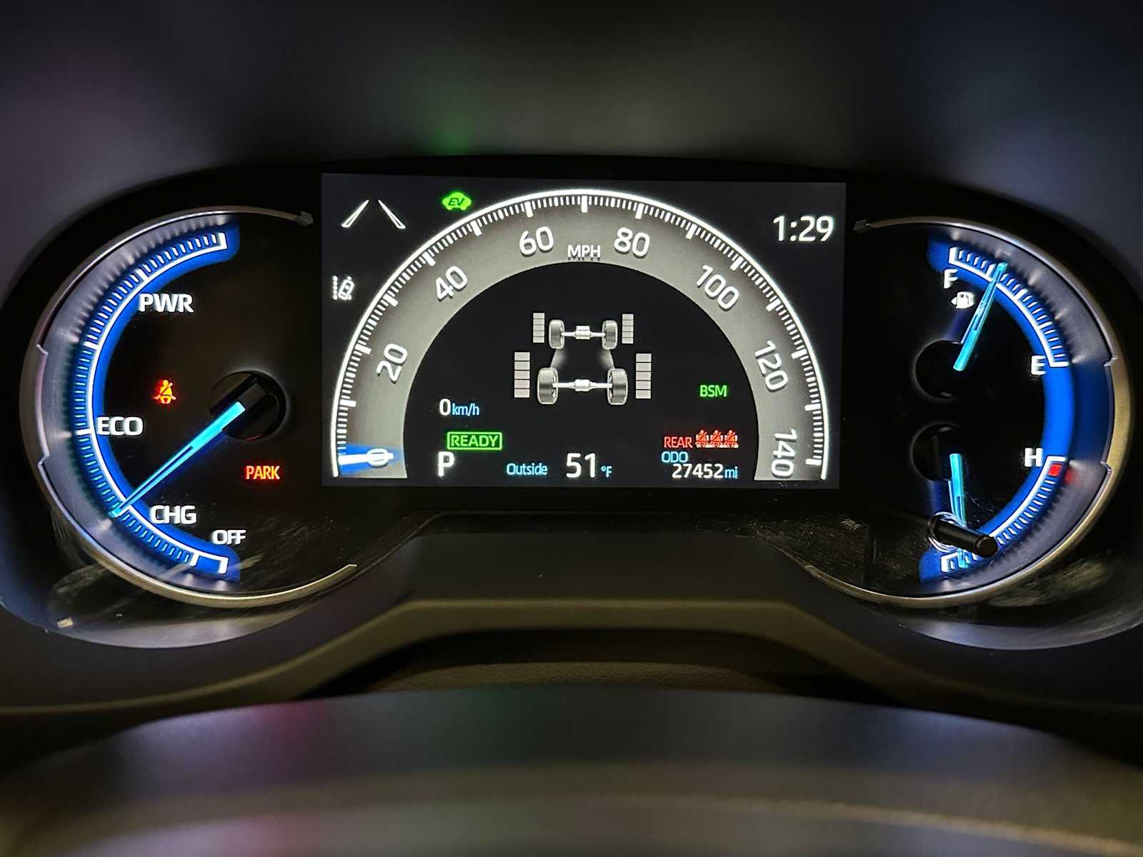 Thumbnail: 2025 Toyota RAV4 - 12