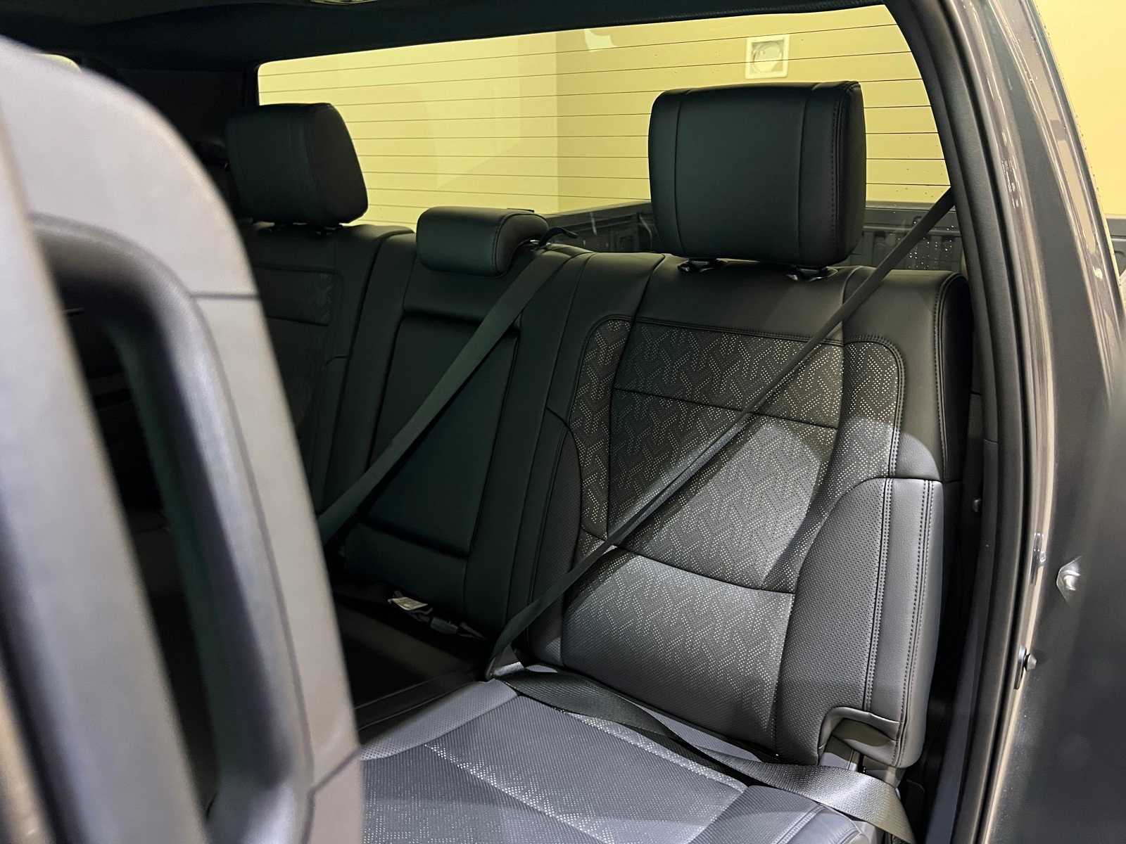 Thumbnail: 2025 Toyota Tundra - 13