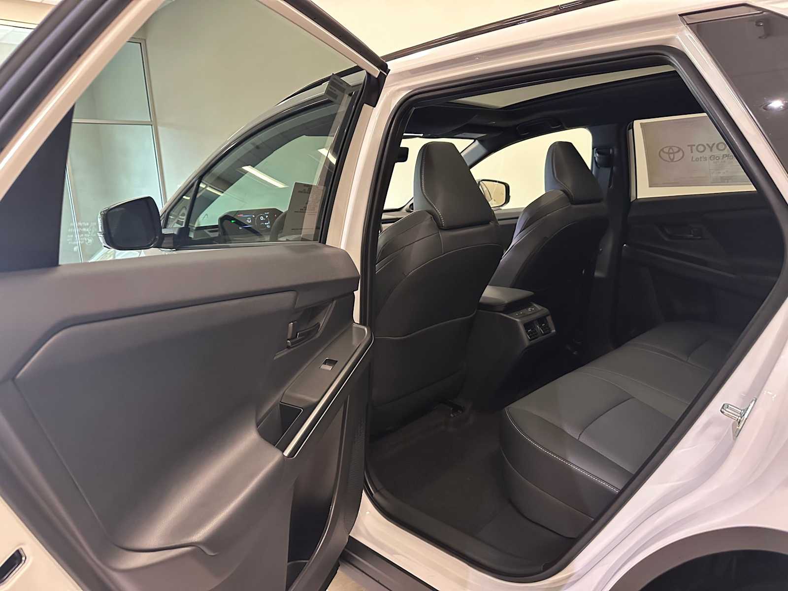 Thumbnail: 2026 Toyota bZ - 23