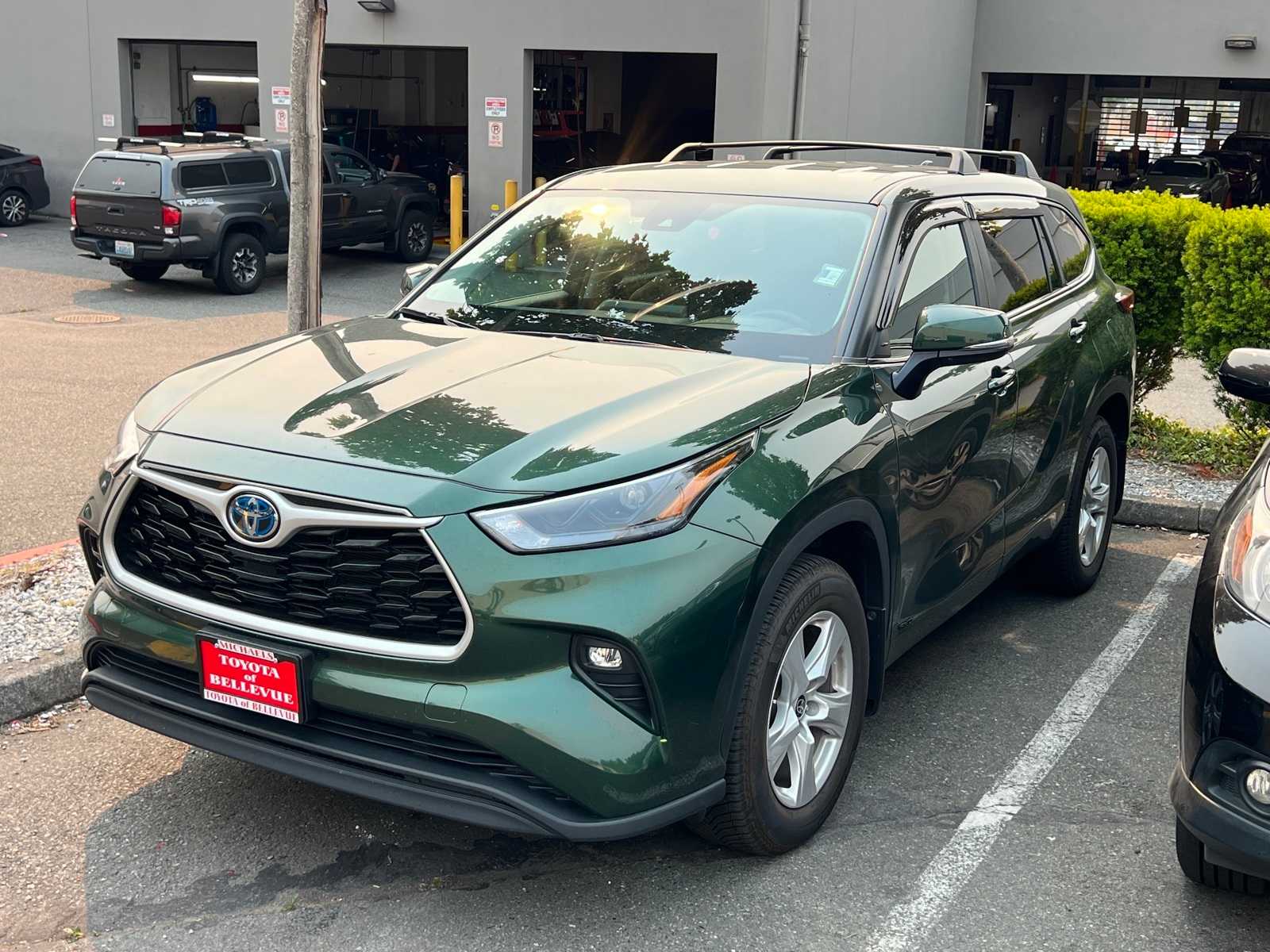 Thumbnail: 2023 Toyota Highlander - 1