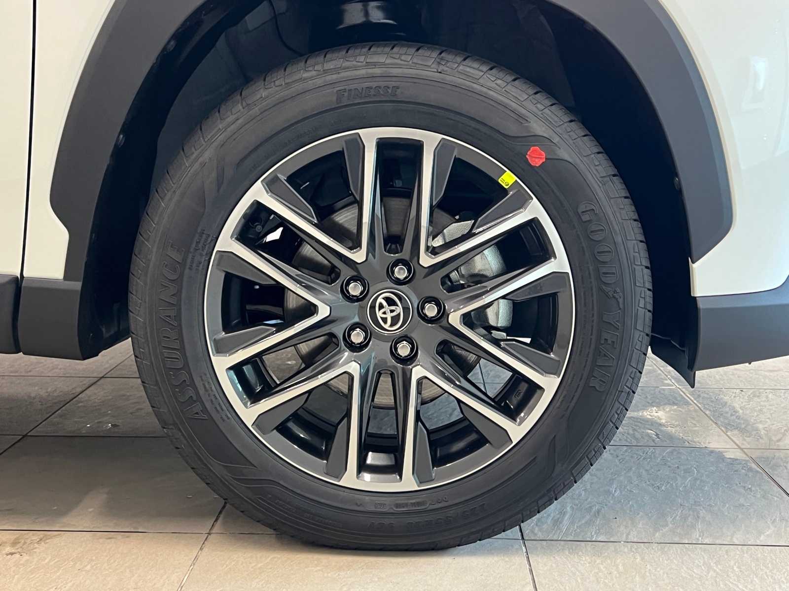 Thumbnail: 2026 Toyota Corolla Cross - 7