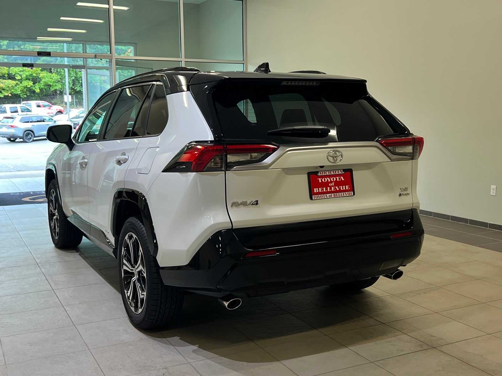 Thumbnail: 2025 Toyota RAV4 - 4