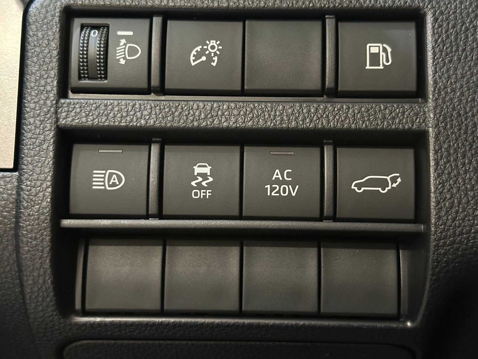 Thumbnail: 2026 Toyota 4Runner - 18