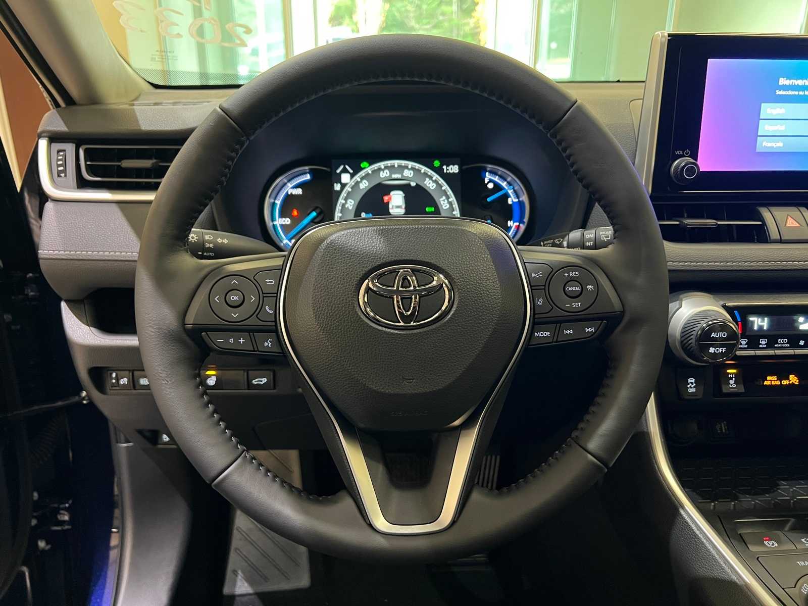 Thumbnail: 2025 Toyota RAV4 - 20