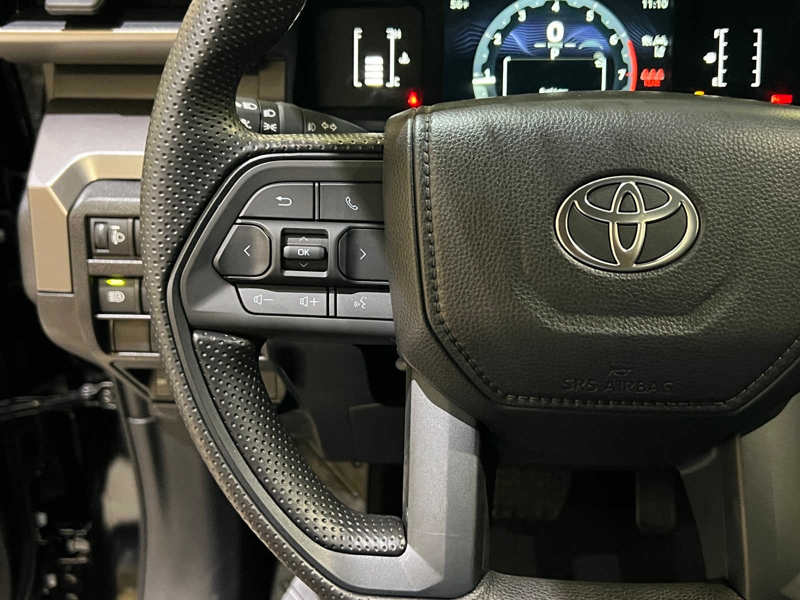 Thumbnail: 2025 Toyota Tacoma - 21