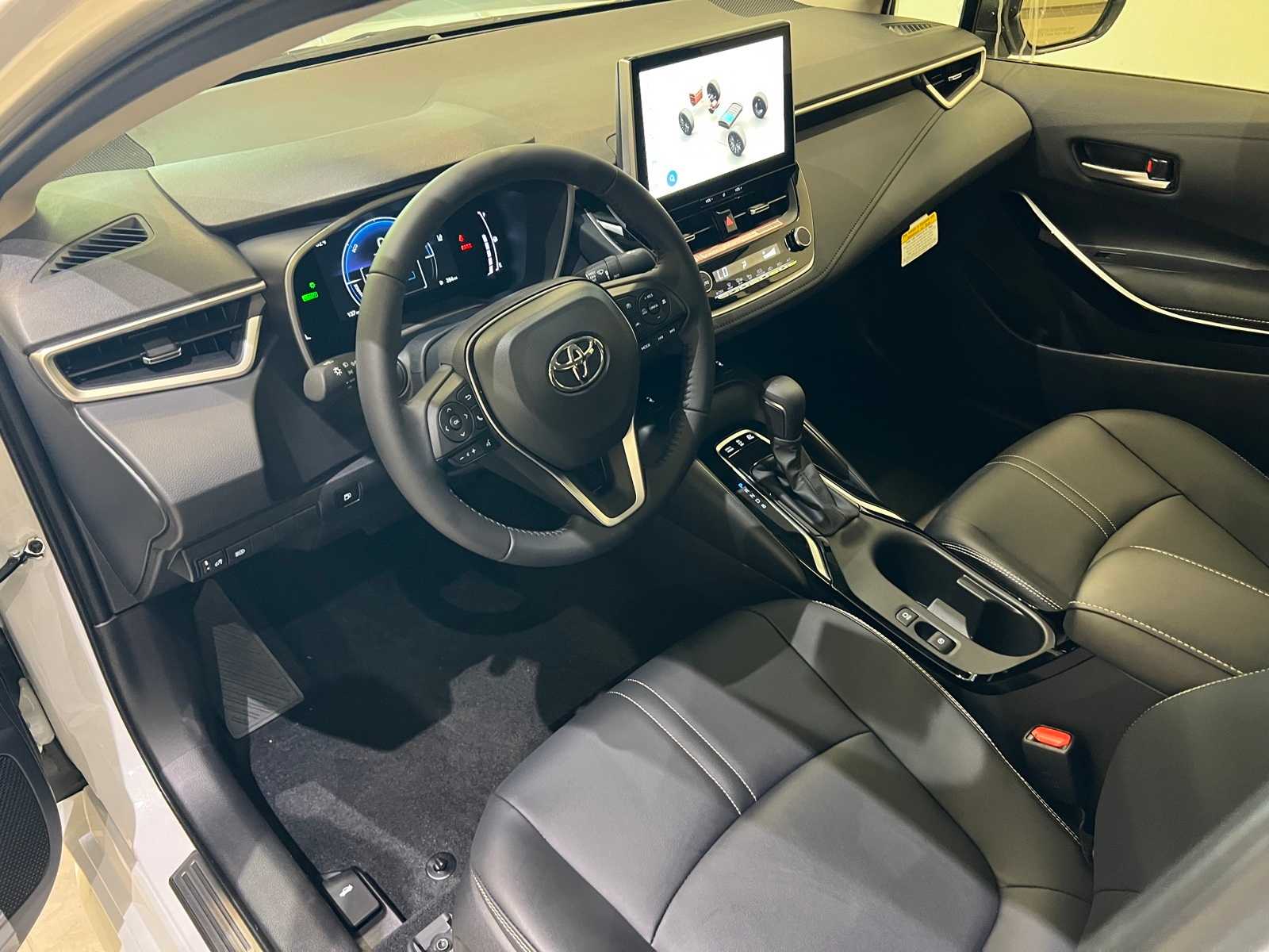 Thumbnail: 2025 Toyota Corolla - 2