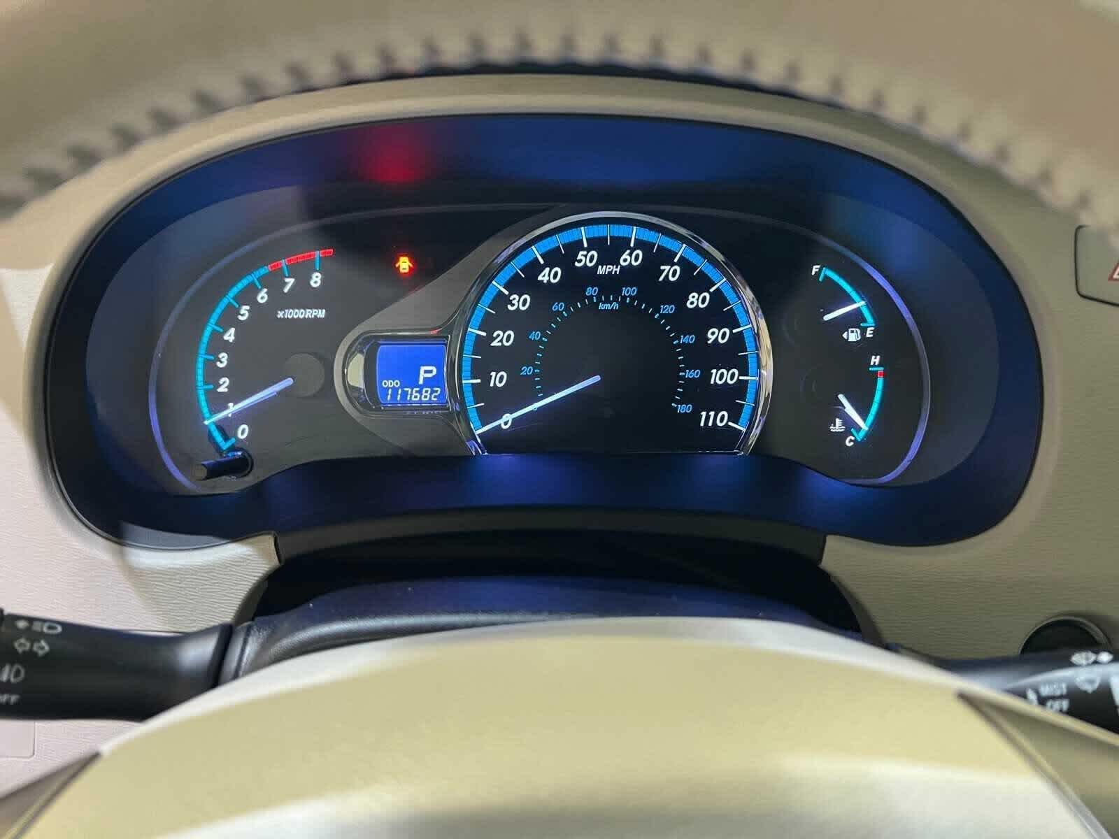 Thumbnail: 2014 Toyota Sienna - 19