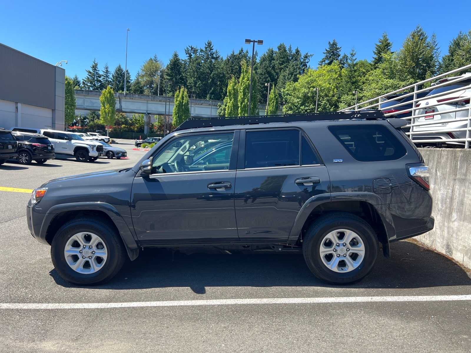 Thumbnail: 2024 Toyota 4Runner - 6
