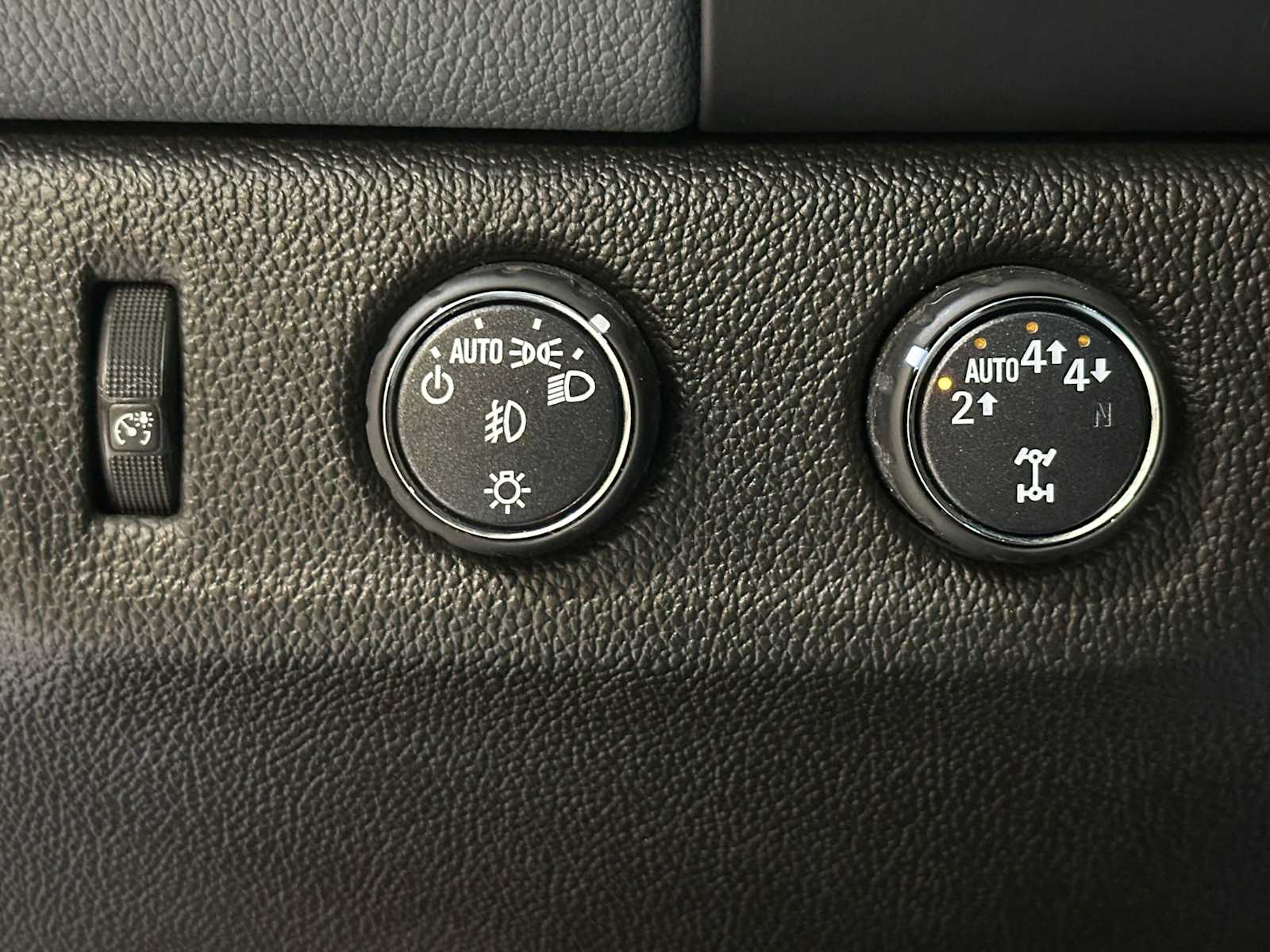 Thumbnail: 2019 Chevrolet Colorado - 19