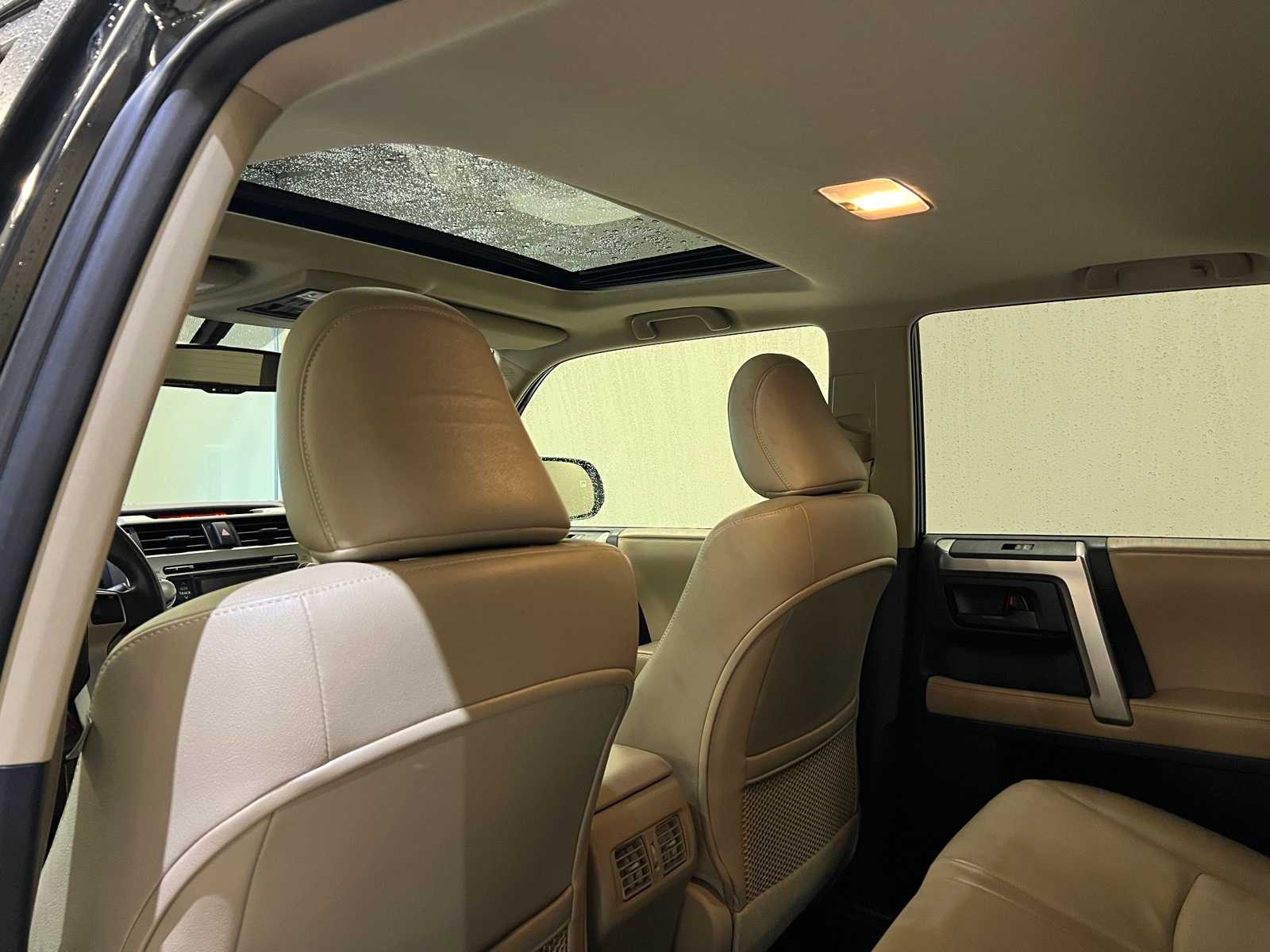 Thumbnail: 2011 Toyota 4Runner - 12