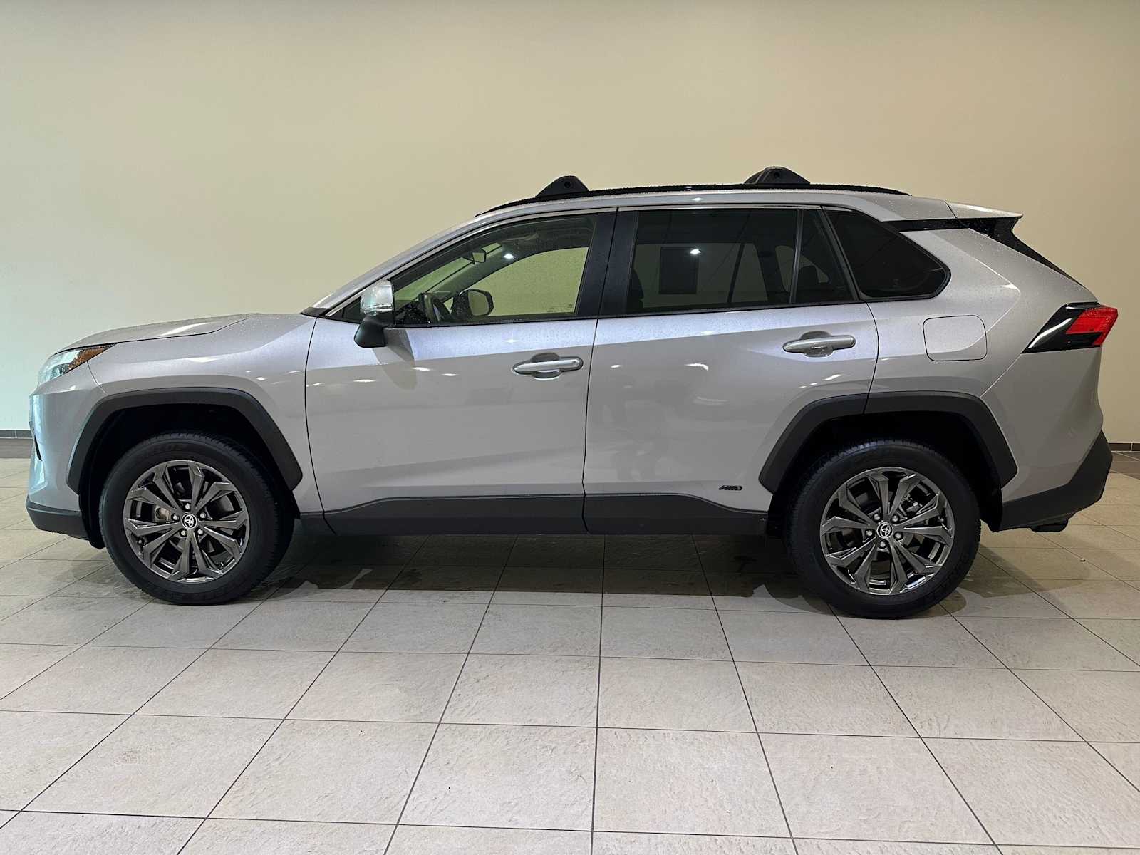 Thumbnail: 2024 Toyota RAV4 - 3