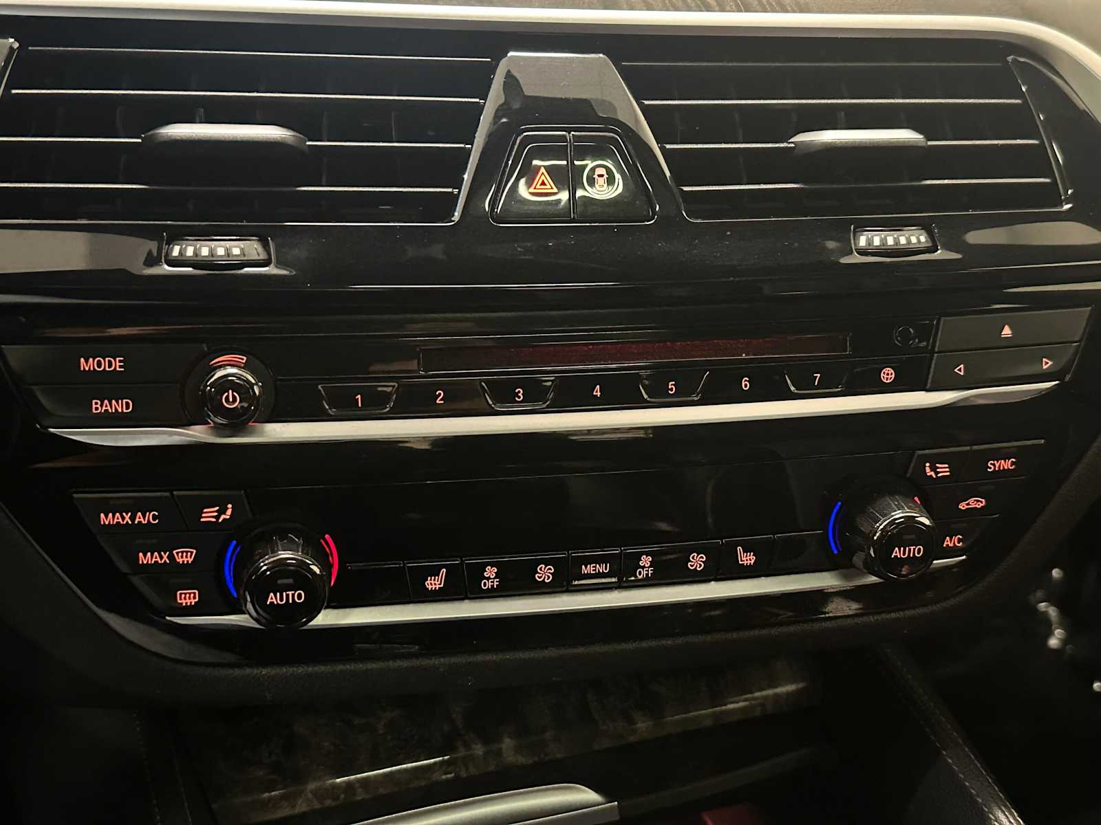 Thumbnail: 2018 BMW 5 Series - 15