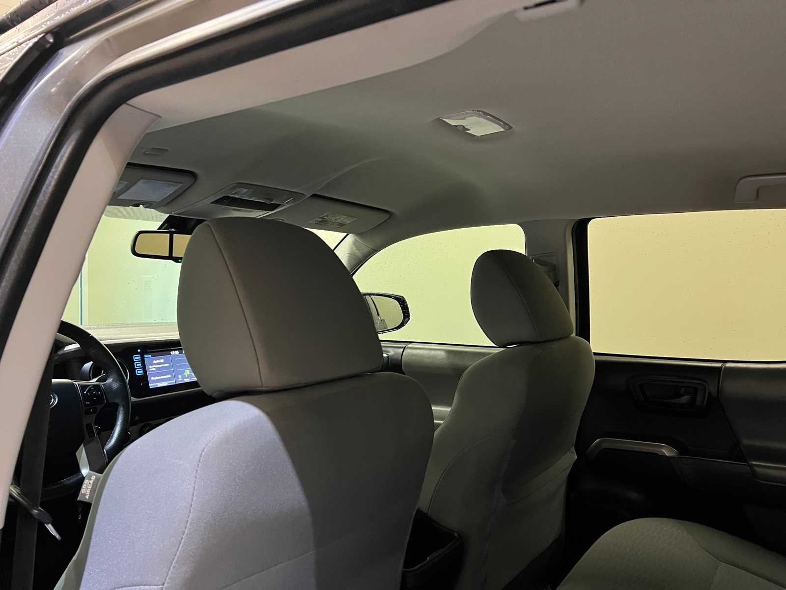 Thumbnail: 2019 Toyota Tacoma - 12