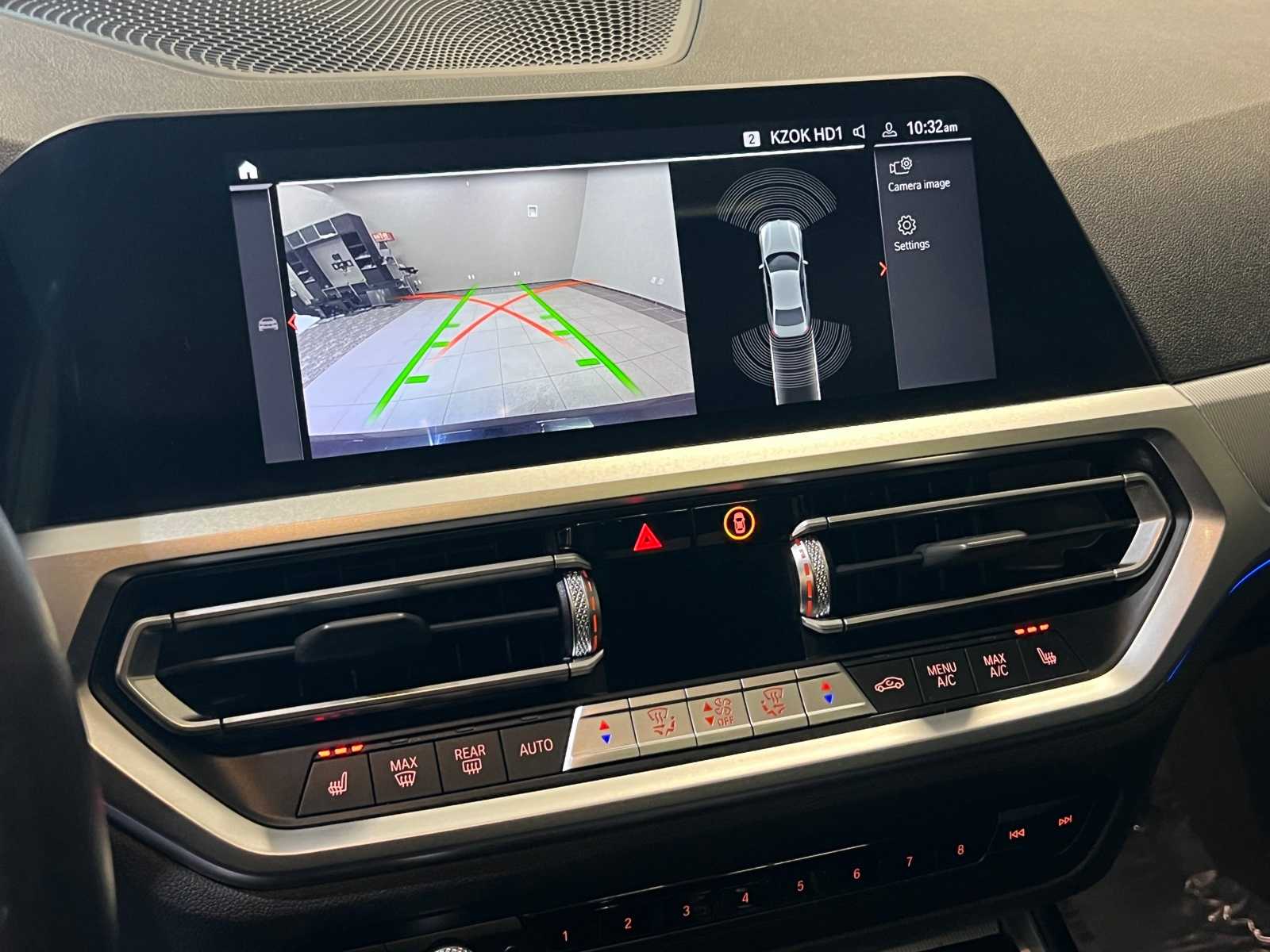 Thumbnail: 2022 BMW 3 Series - 25