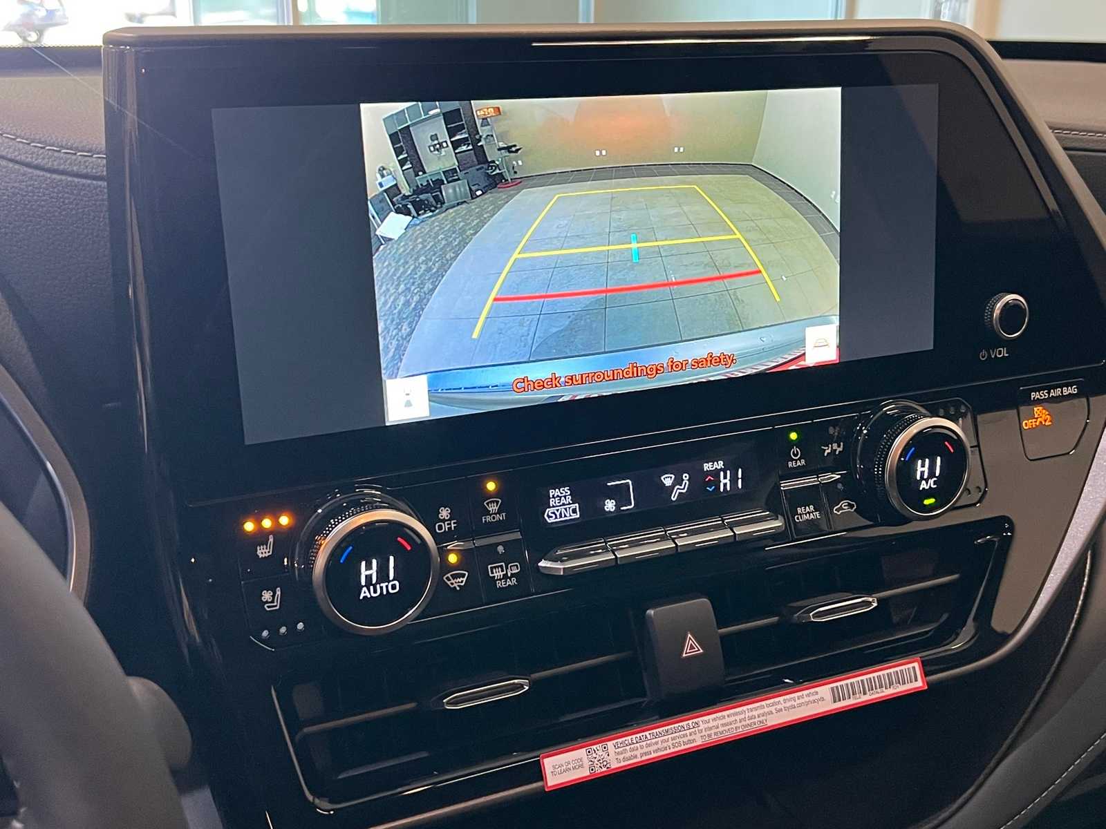 Thumbnail: 2025 Toyota Highlander - 27