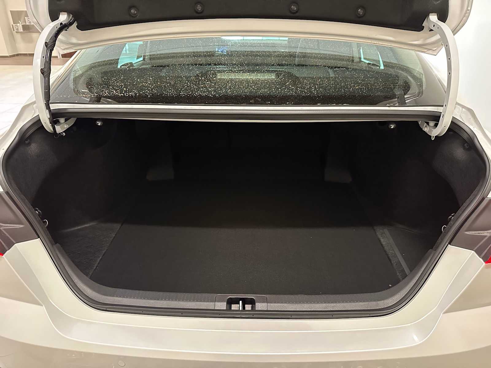 Thumbnail: 2026 Toyota Camry - 31