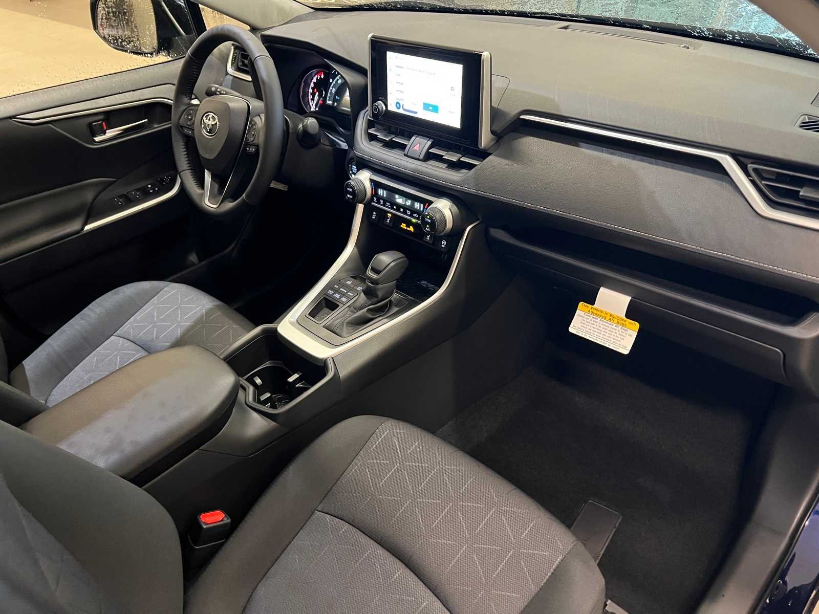 Thumbnail: 2025 Toyota RAV4 - 13