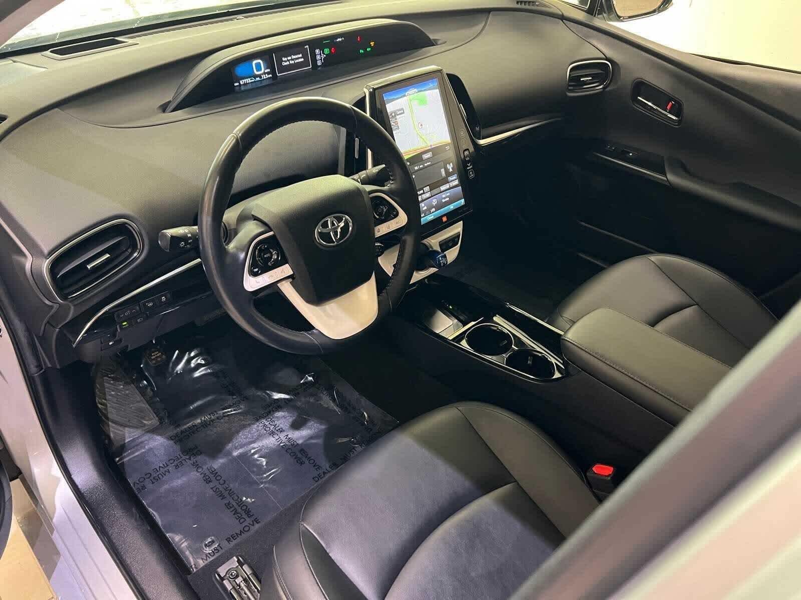 Thumbnail: 2018 Toyota Prius Prime - 2