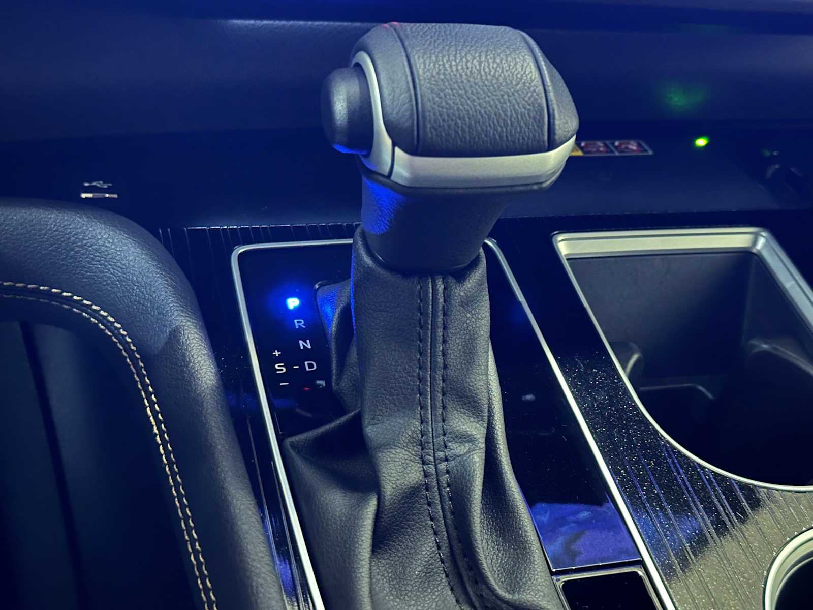 Thumbnail: 2025 Toyota Sienna - 17