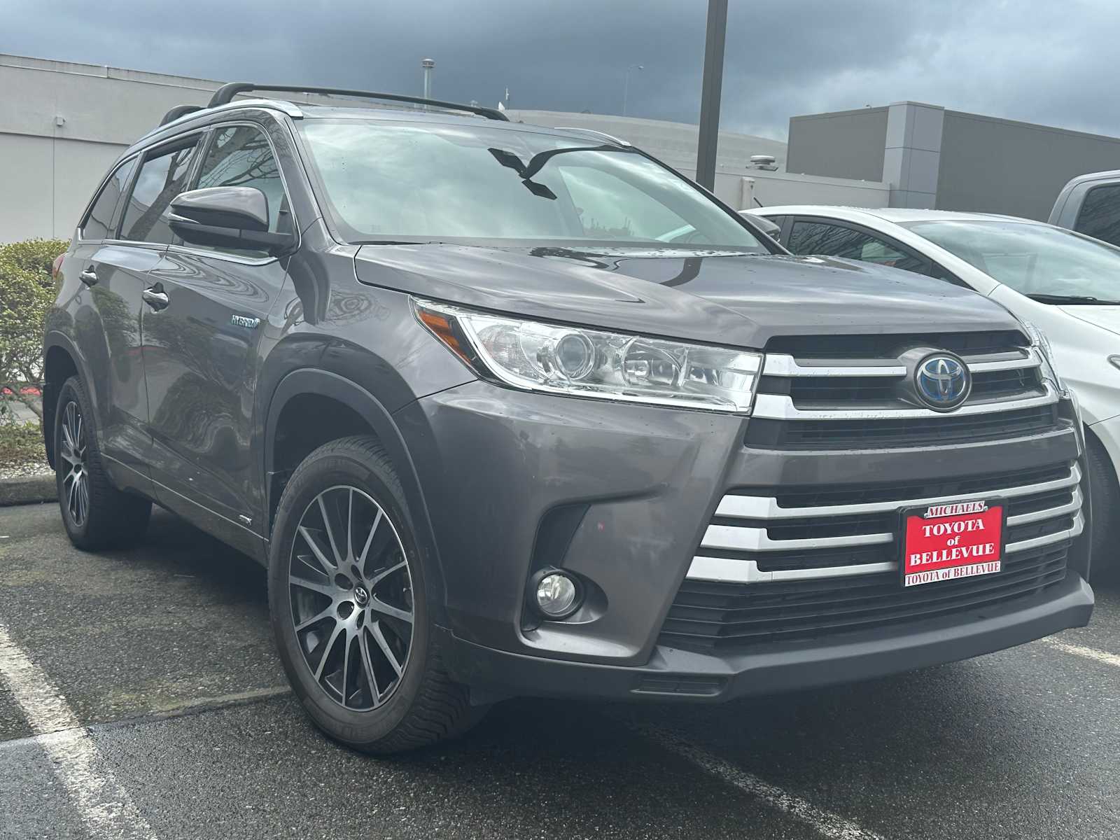 Thumbnail: 2017 Toyota Highlander - 3