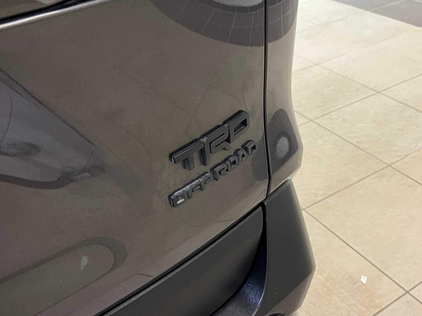 Thumbnail: 2020 Toyota RAV4 - 6