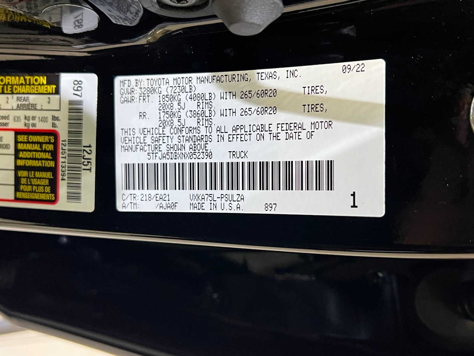 Thumbnail: 2022 Toyota Tundra - 31