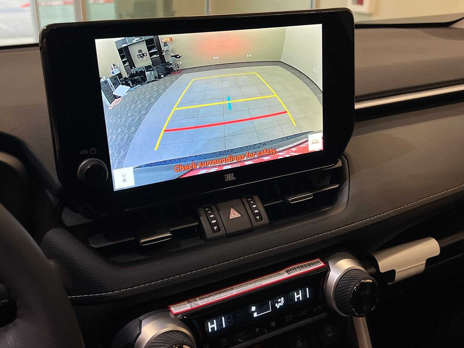 Thumbnail: 2025 Toyota RAV4 - 27