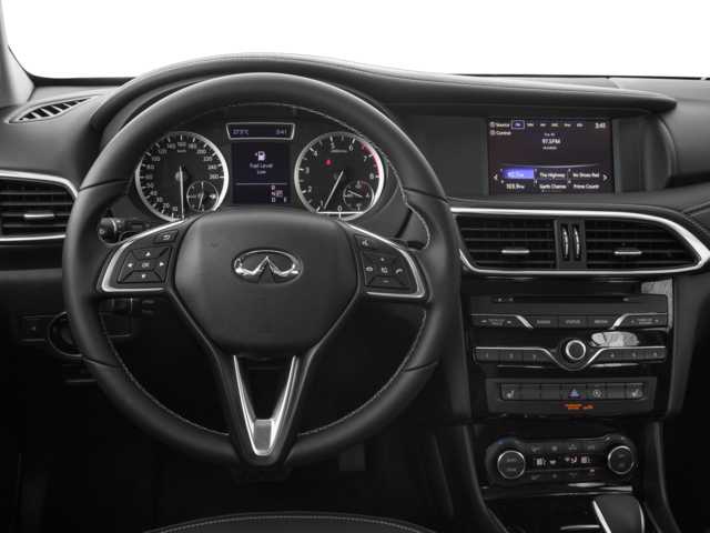 Thumbnail: 2018 INFINITI QX30 - 4