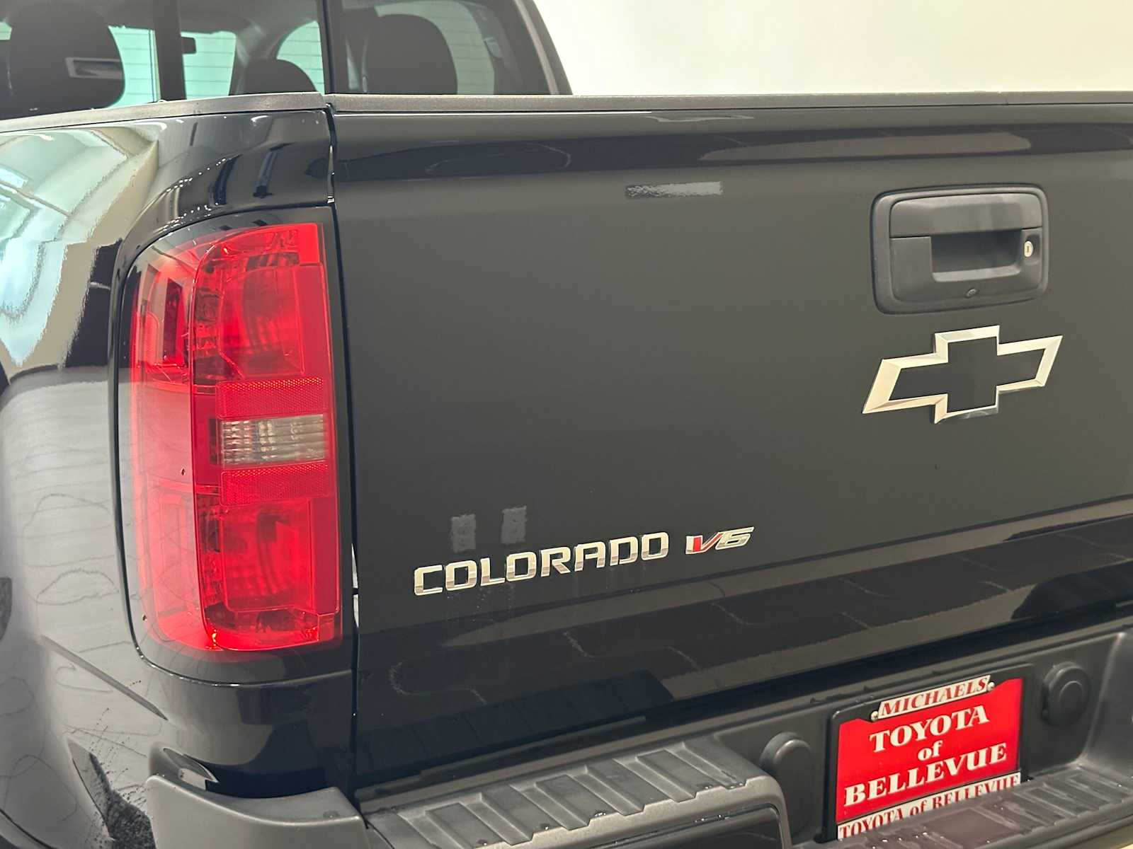 Thumbnail: 2019 Chevrolet Colorado - 8
