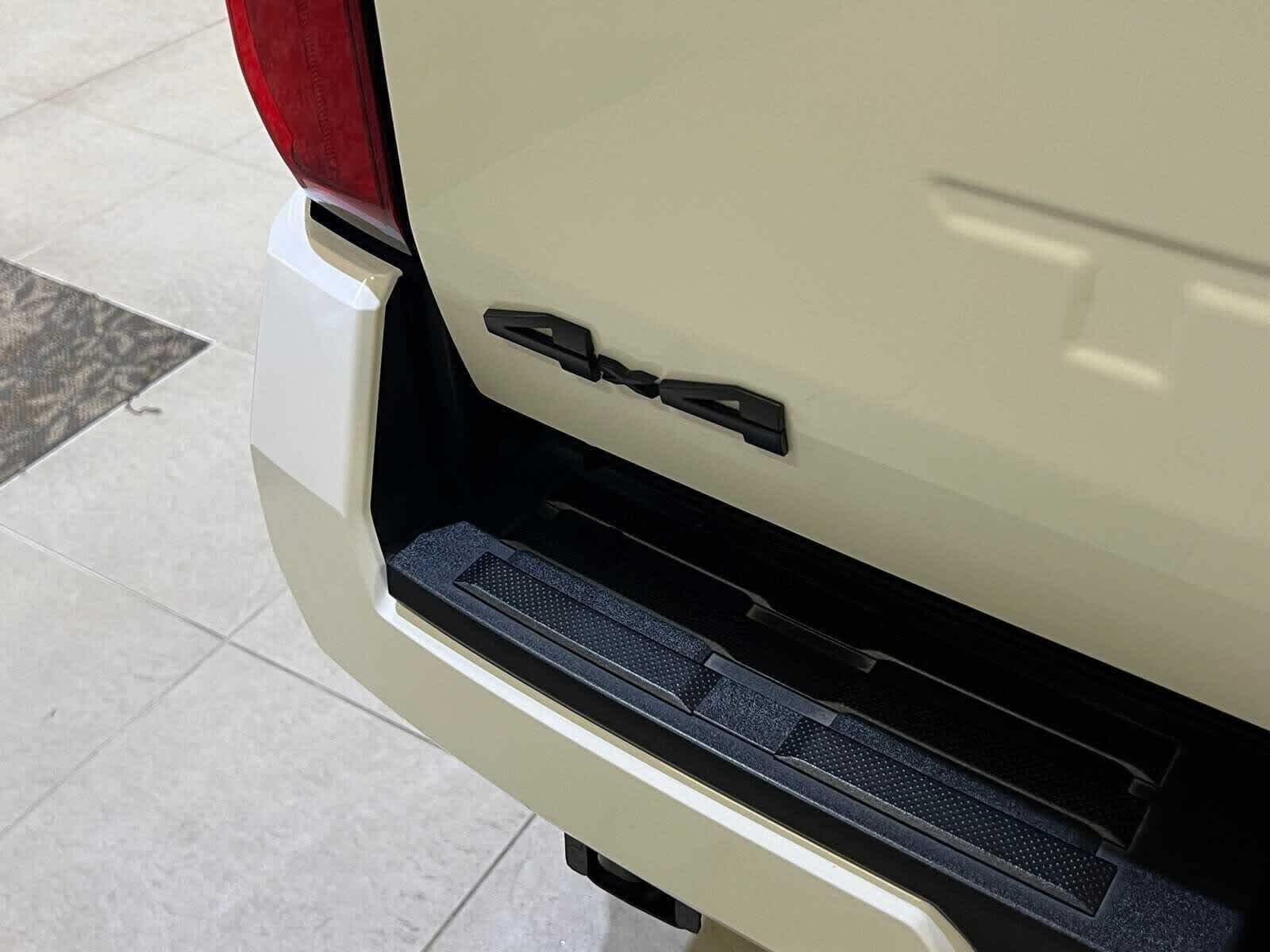 Thumbnail: 2024 Toyota Tacoma - 6