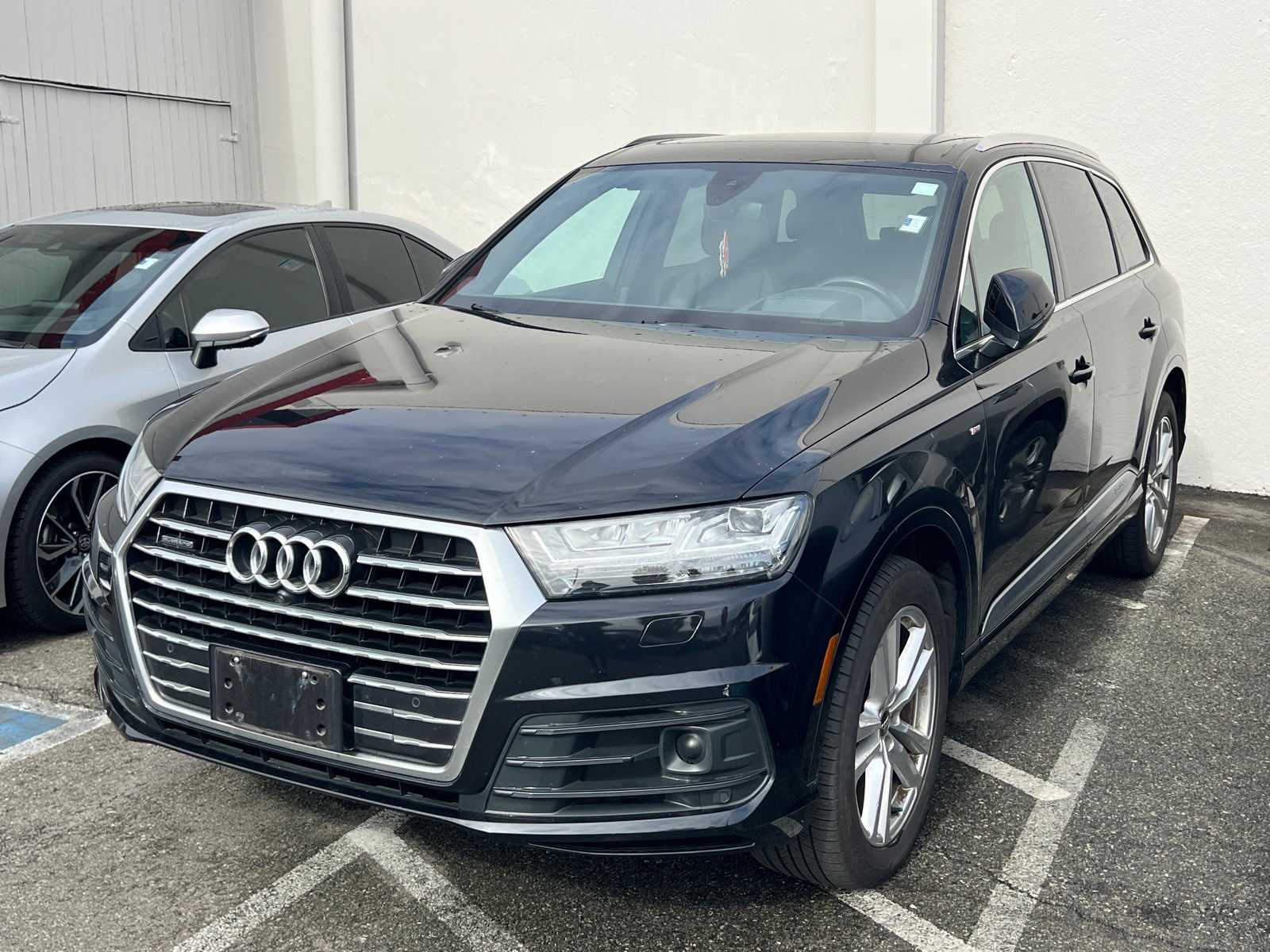 Thumbnail: 2017 Audi Q7 - 1