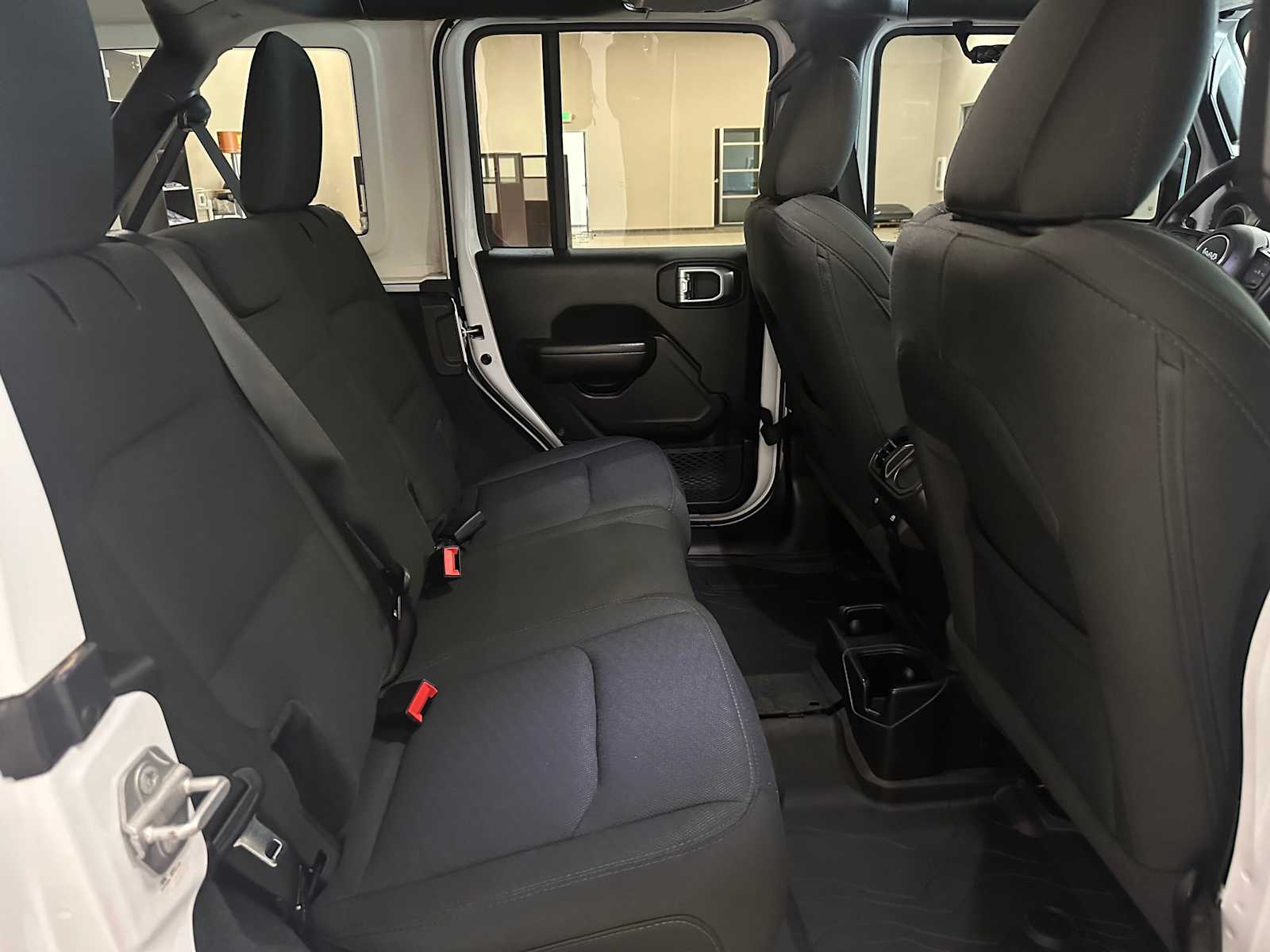 Thumbnail: 2020 Jeep Wrangler - 25