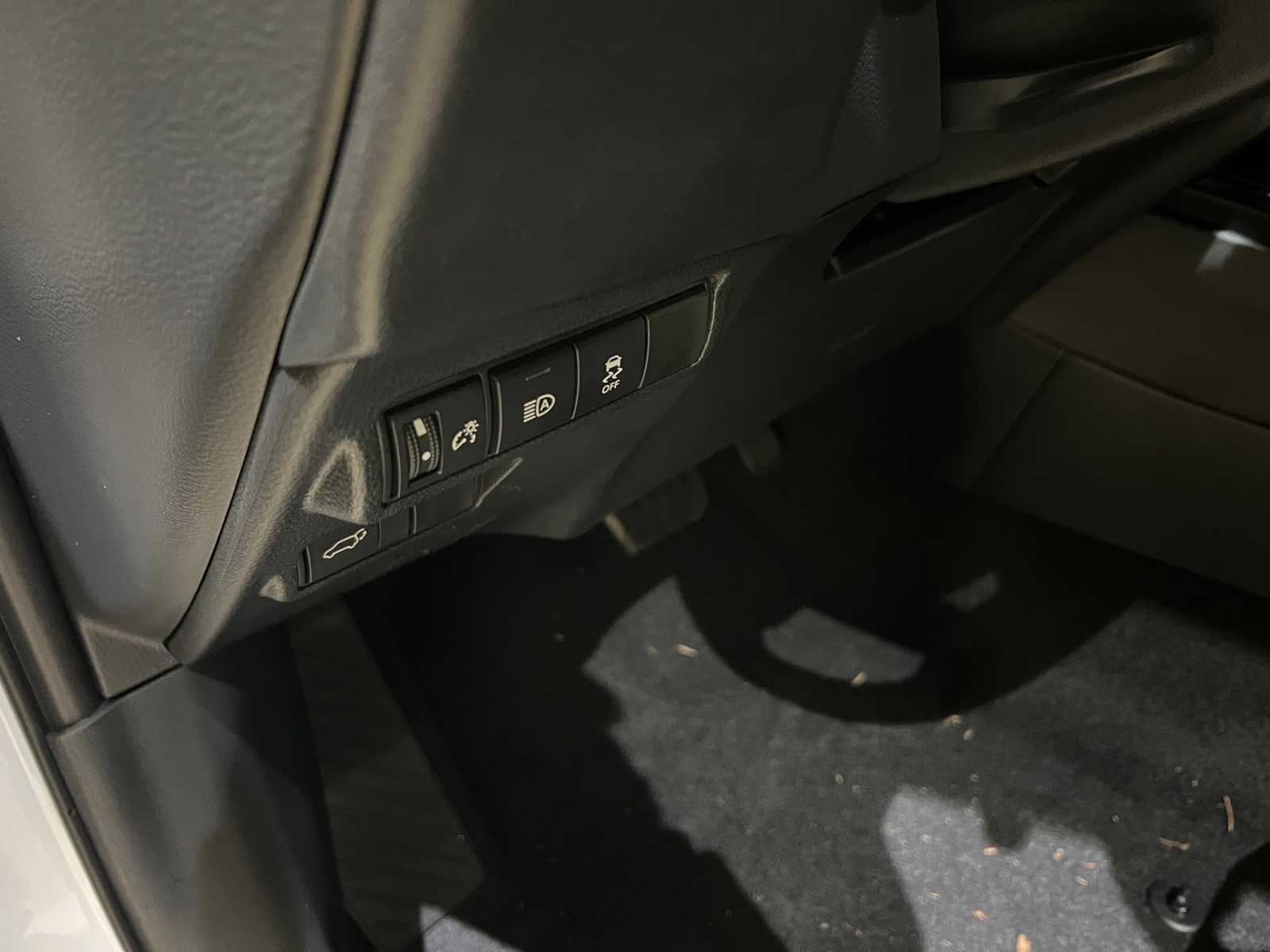 Thumbnail: 2026 Toyota Corolla Cross - 16