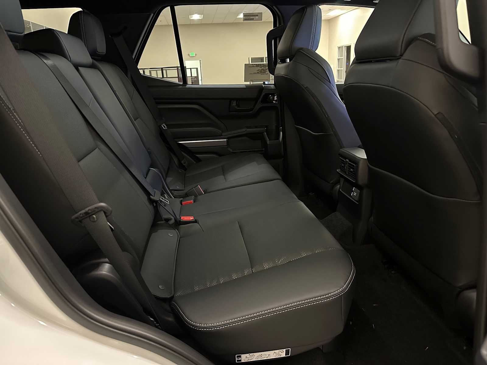 Thumbnail: 2026 Toyota 4Runner - 25