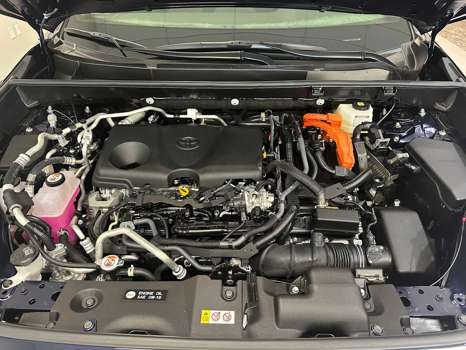 Thumbnail: 2025 Toyota RAV4 - 9