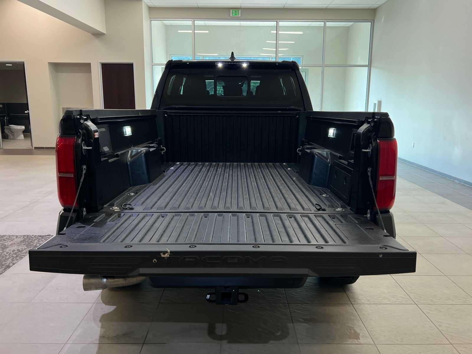 Thumbnail: 2025 Toyota Tacoma - 31