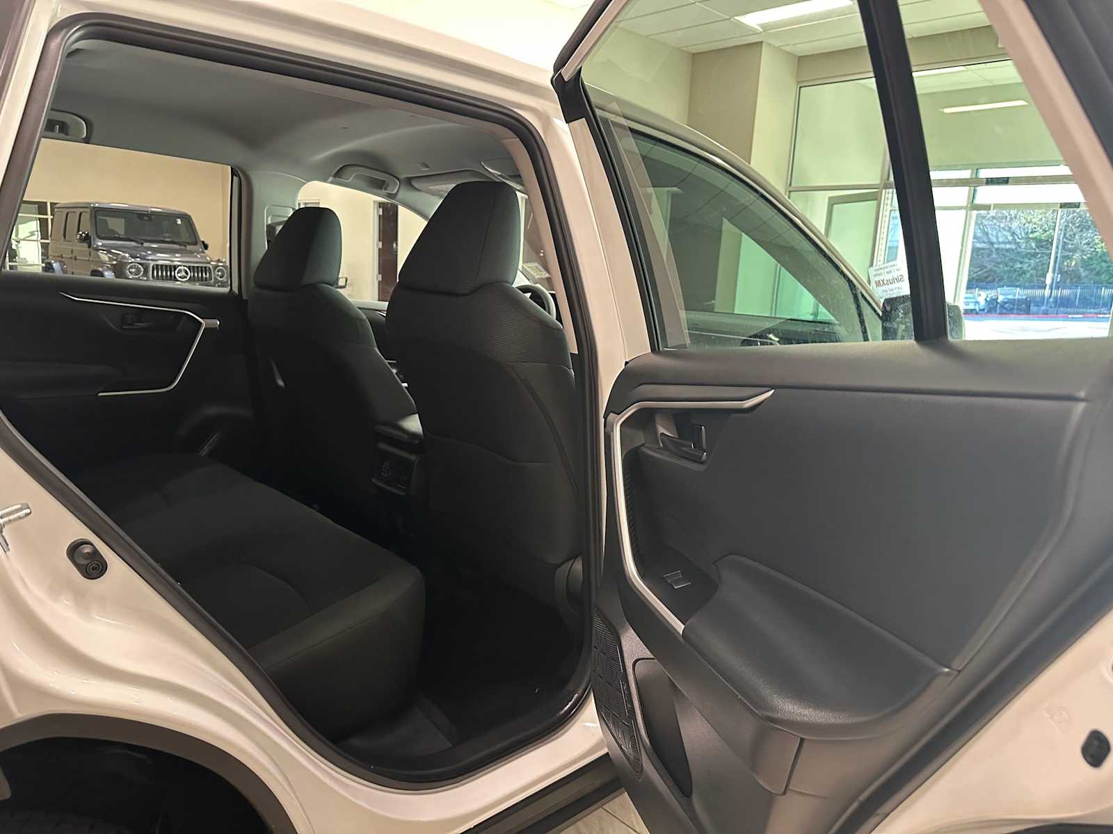 Thumbnail: 2024 Toyota RAV4 - 25