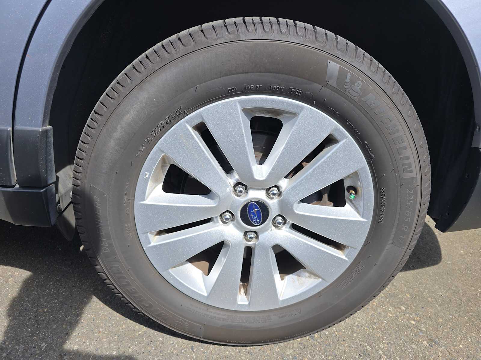 Thumbnail: 2015 Subaru Outback - 4
