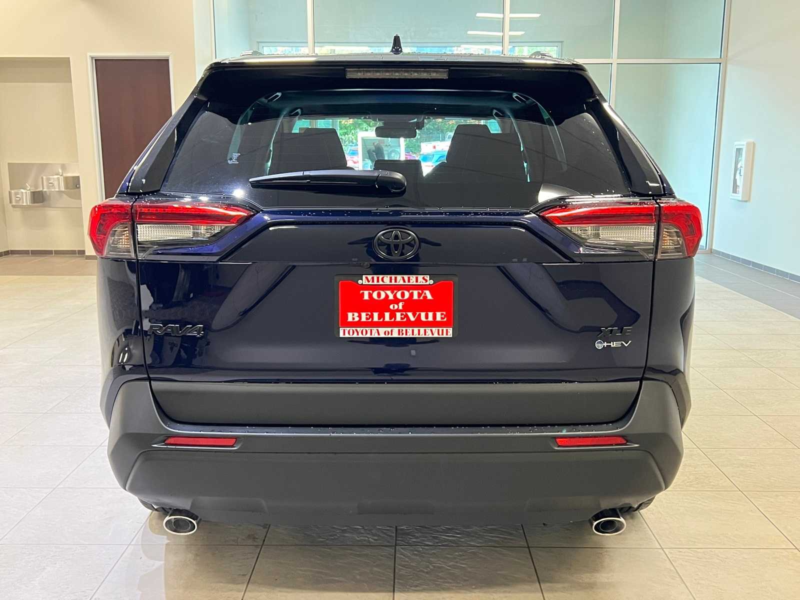 Thumbnail: 2025 Toyota RAV4 - 5