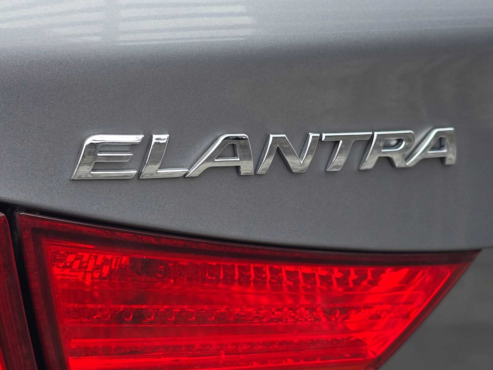 Thumbnail: 2013 Hyundai Elantra - 5