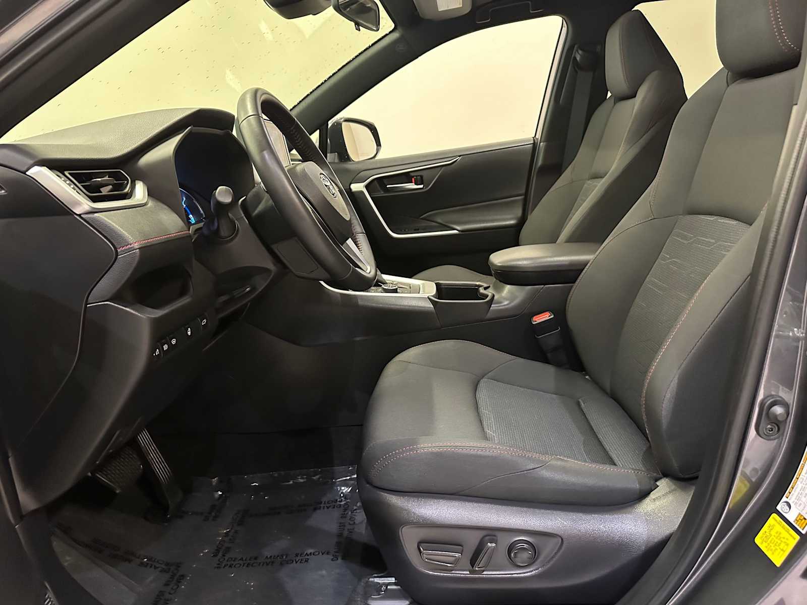 Thumbnail: 2024 Toyota RAV4 - 22