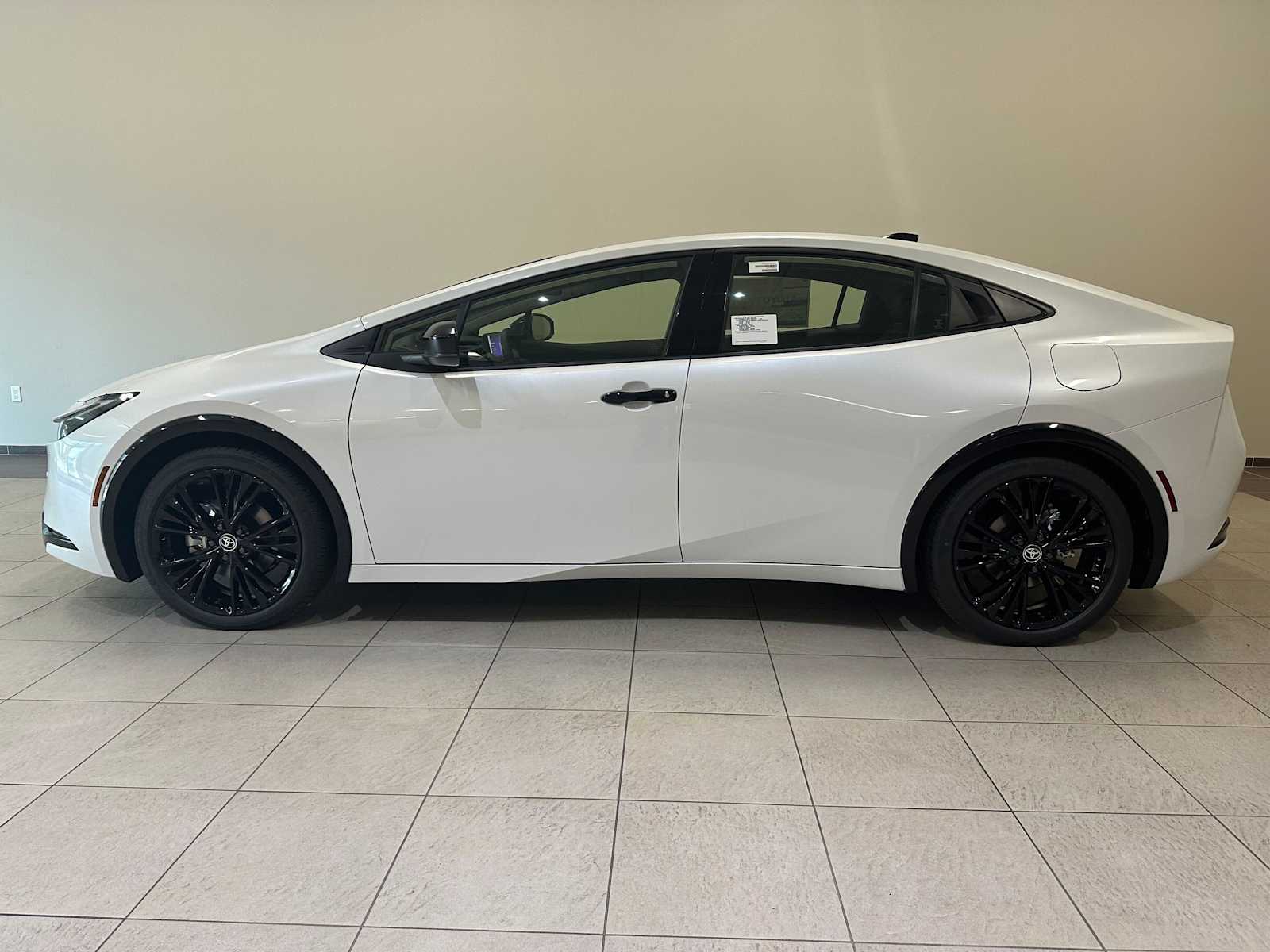 Thumbnail: 2026 Toyota Prius - 3