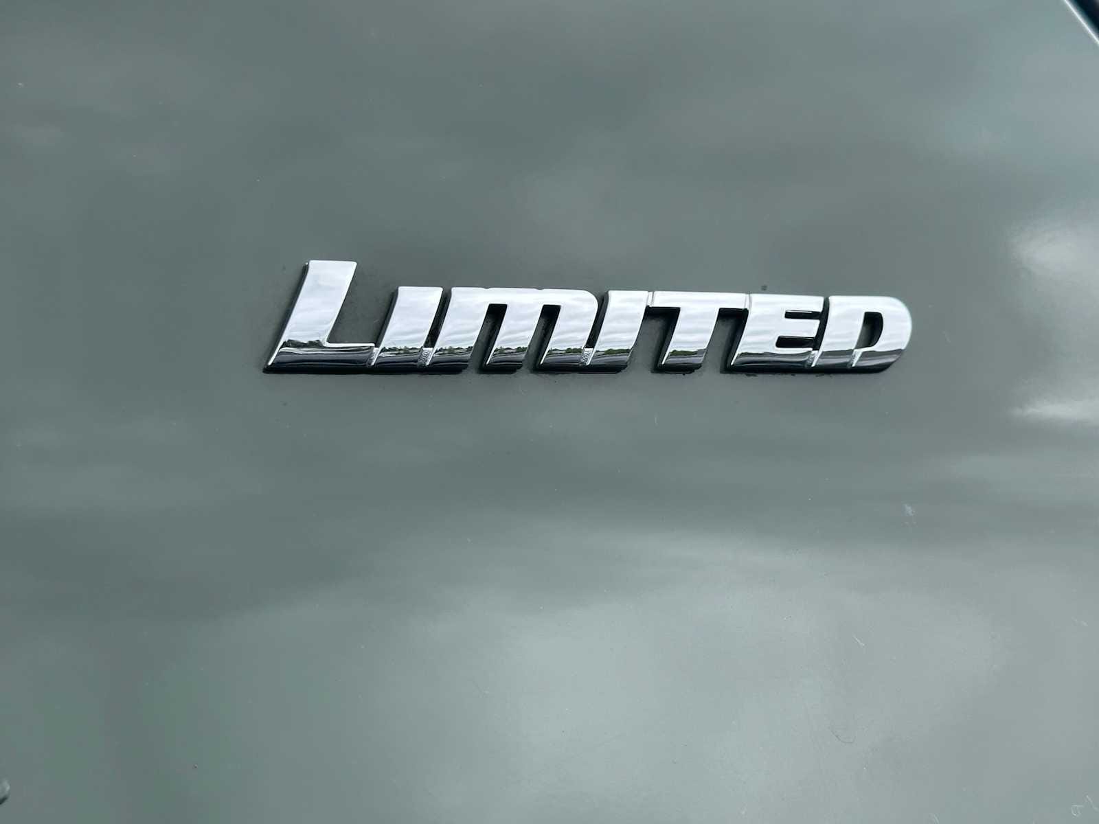 Thumbnail: 2022 Toyota 4Runner - 5