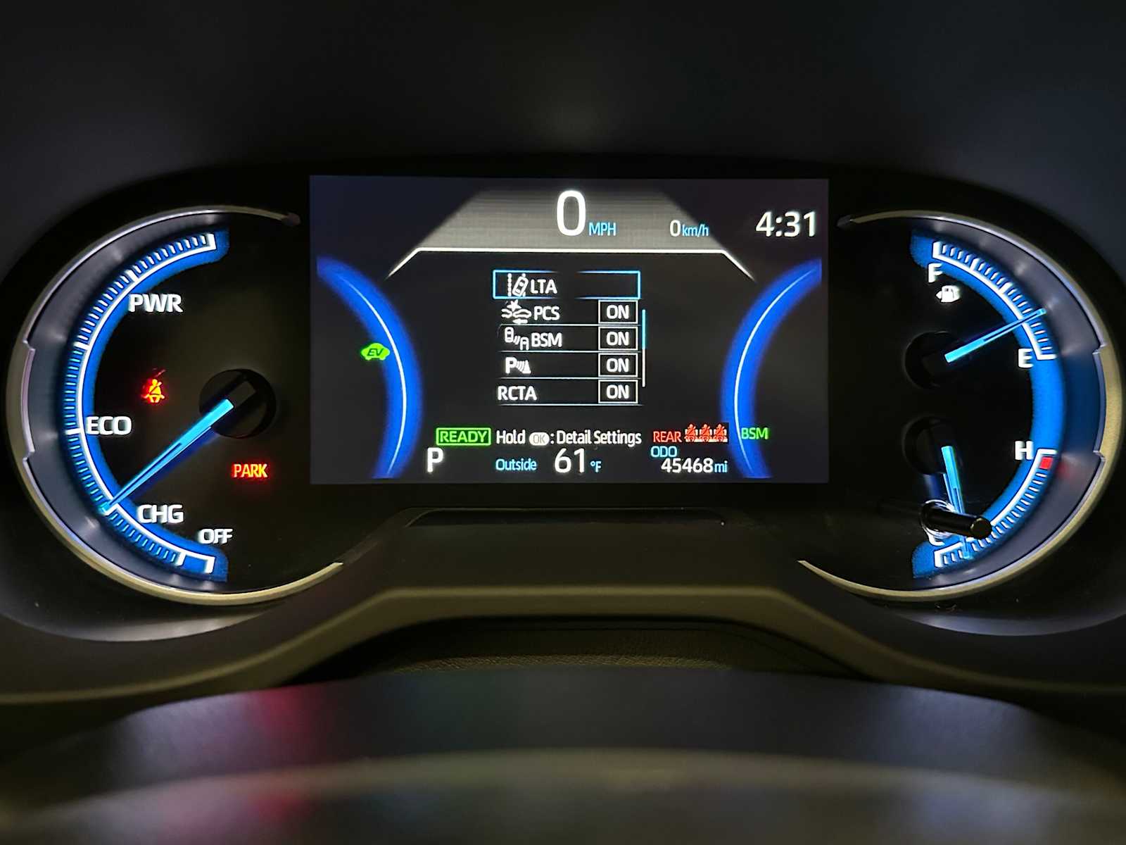 Thumbnail: 2021 Toyota RAV4 - 12