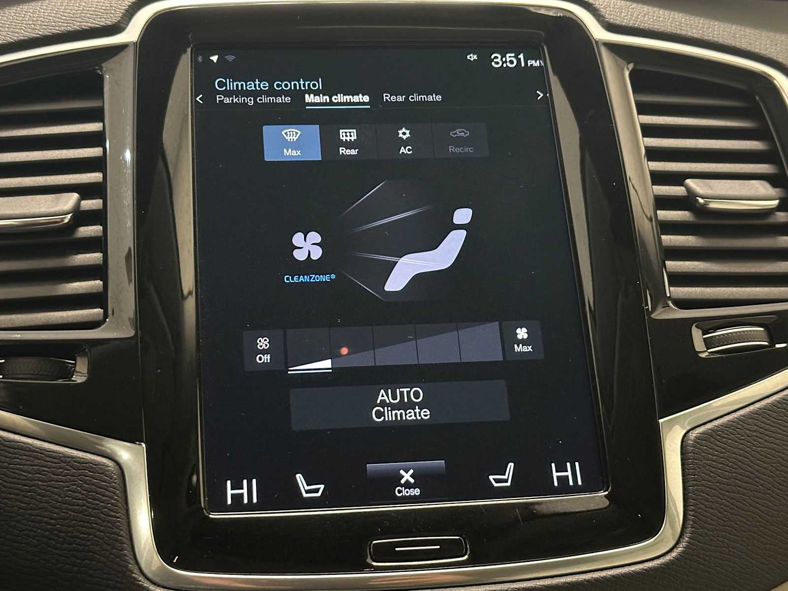 Thumbnail: 2022 Volvo XC90 - 15